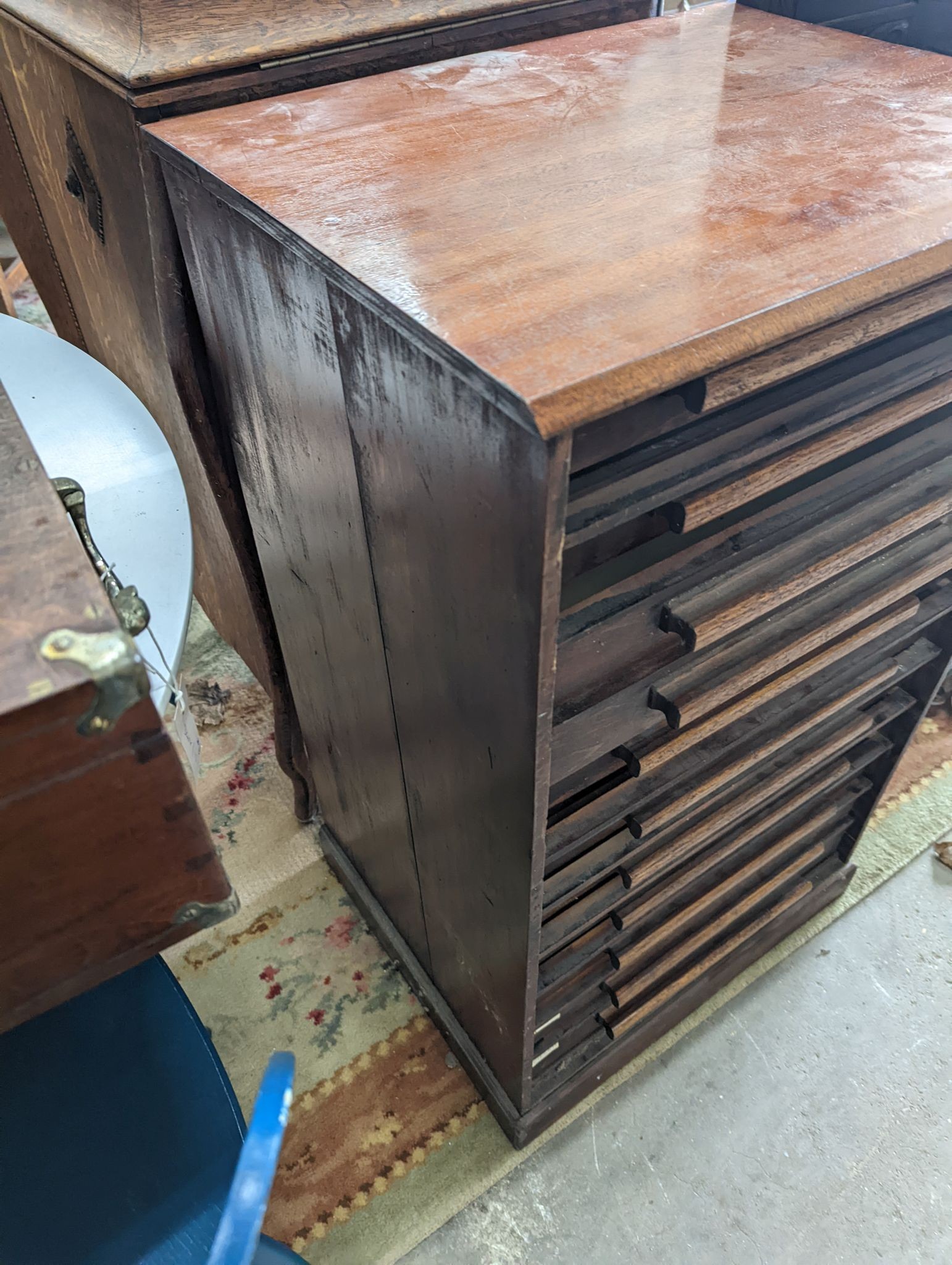 An early 20th century collector's cabinet, width 55cm, depth 45cm, height 92cm